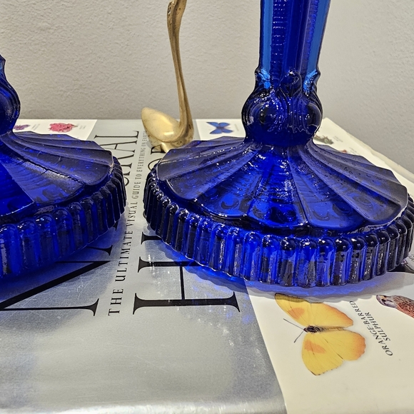 Cobalt blue vintage glass Candlestick Holder - Picture 7 of 11